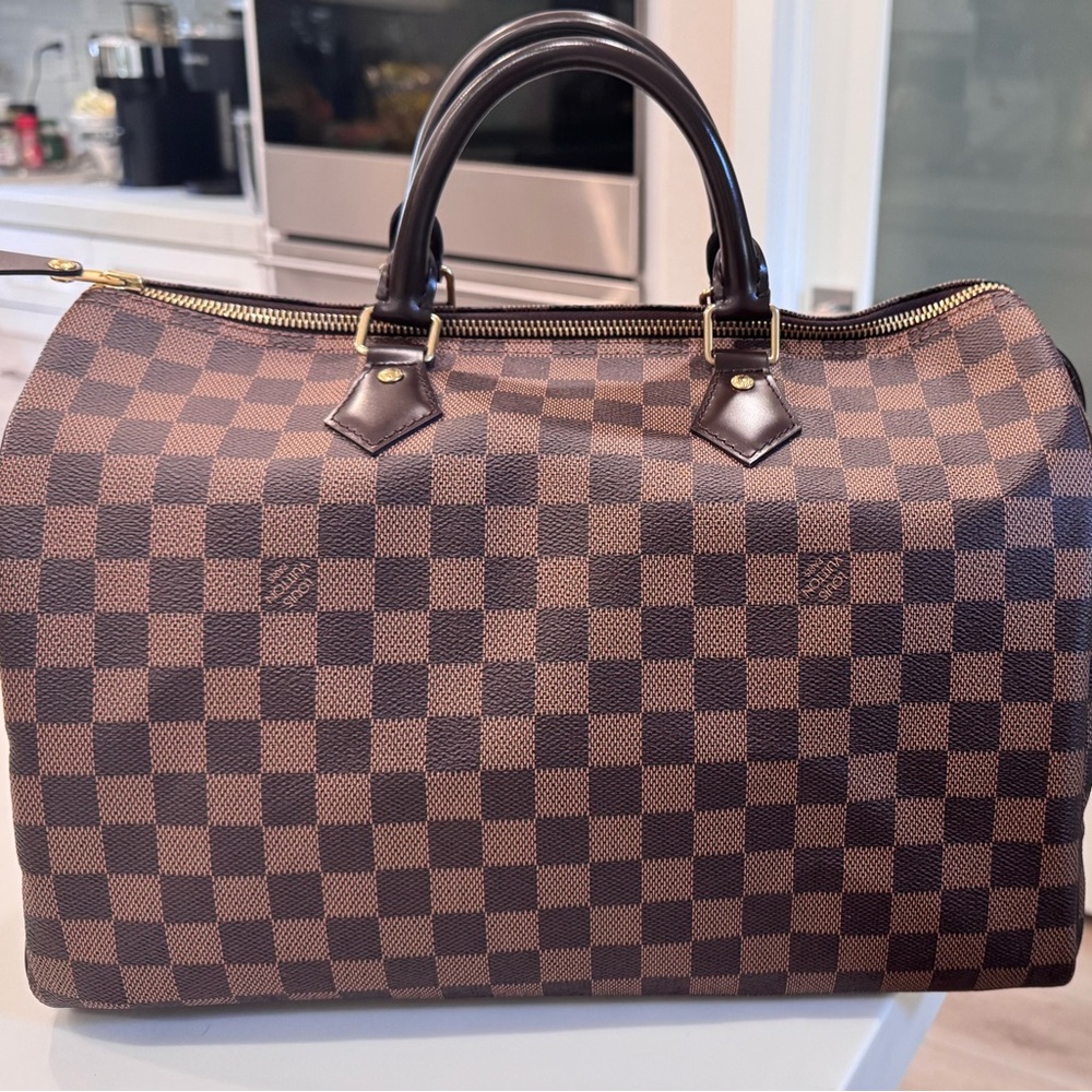 Authentic Louis Vuitton Speedy NM 35– Damier Ebene - Pristine -Used Only Once